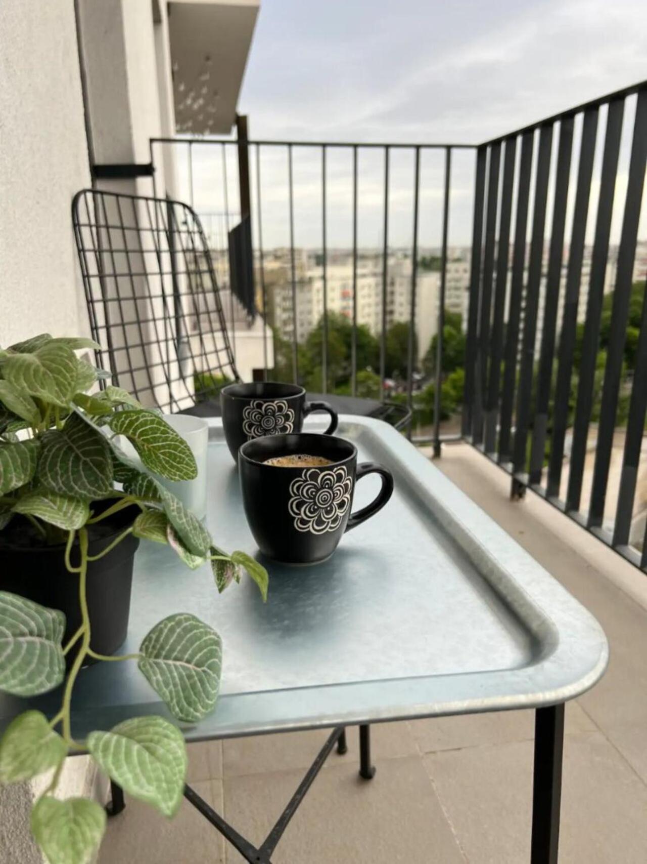 High-Rise Luxury Apartment With Free Parking Бухарест Екстер'єр фото