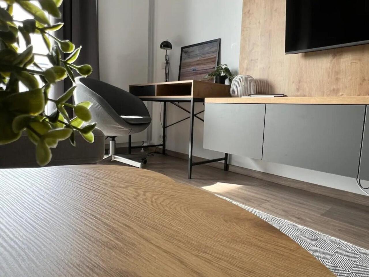 High-Rise Luxury Apartment With Free Parking Бухарест Екстер'єр фото